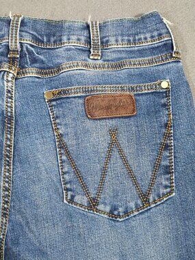 Wrangler Jeans Men's 36x36 Fits 34x33 Blue Retro Slim Straight Western Denim